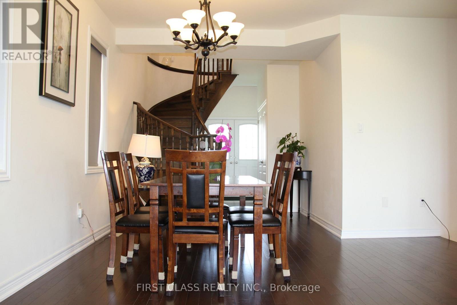 69 Promenade Drive, Whitby, Ontario  L1R 0L5 - Photo 9 - E13859854