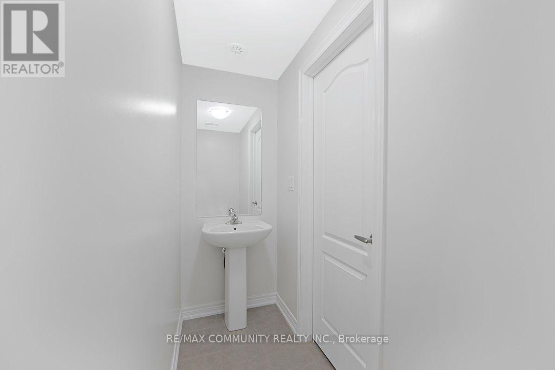 B - 101 Luzon Avenue, Markham, Ontario  L6B 1N8 - Photo 9 - N13859826