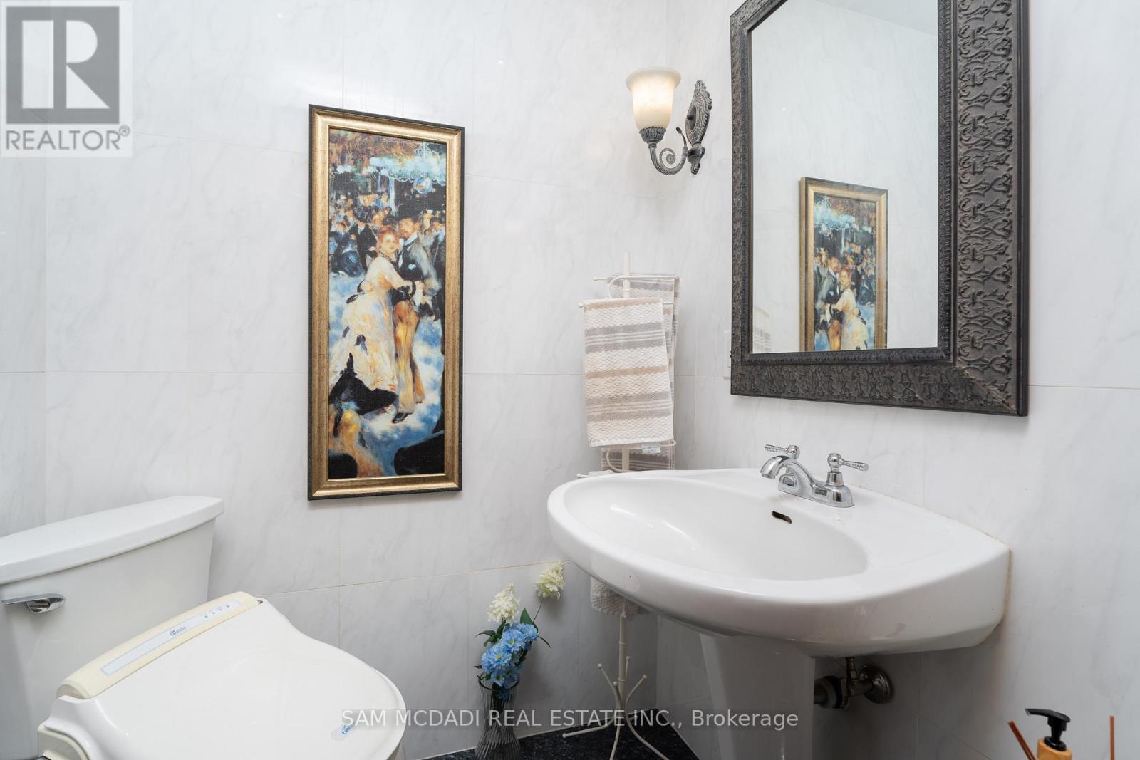 2221 Greenhurst Avenue, Mississauga, Ontario  L4X 1J5 - Photo 18 - W13859828