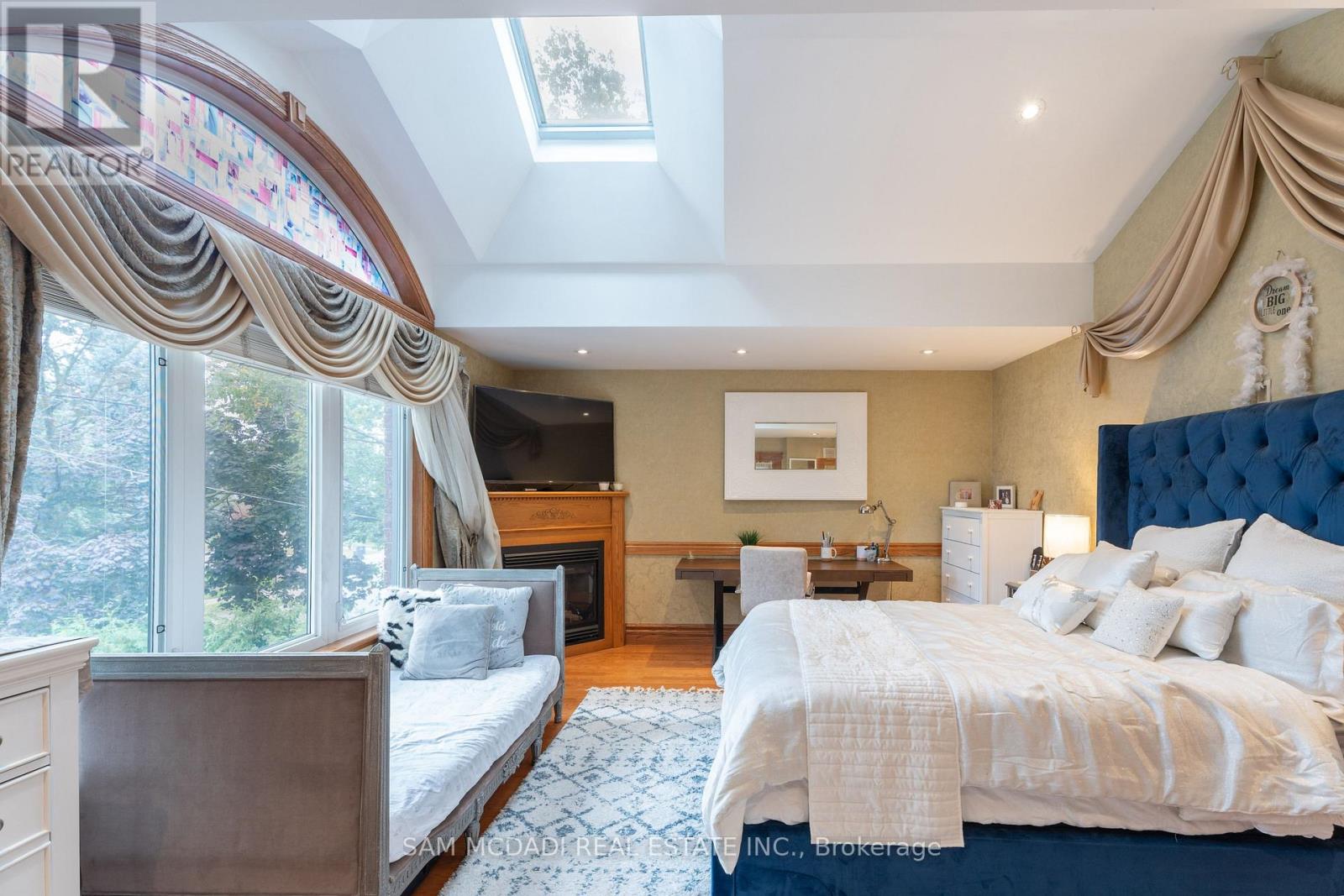 2221 Greenhurst Avenue, Mississauga, Ontario  L4X 1J5 - Photo 28 - W13859828