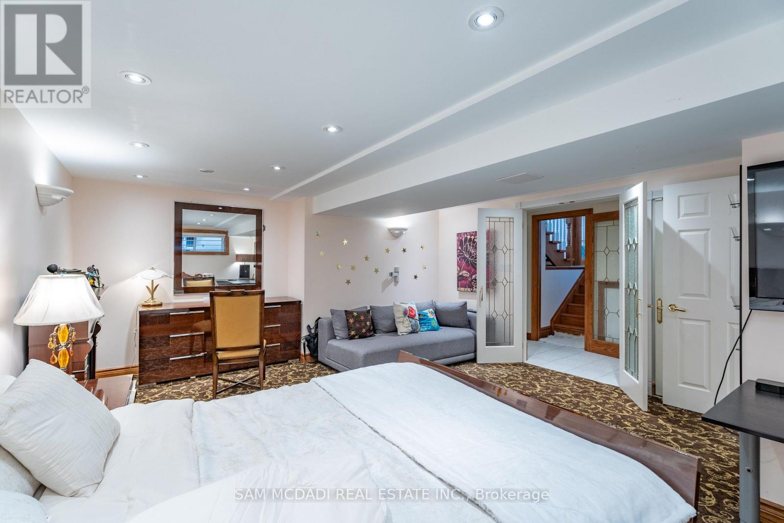 2221 Greenhurst Avenue, Mississauga, Ontario  L4X 1J5 - Photo 34 - W13859828