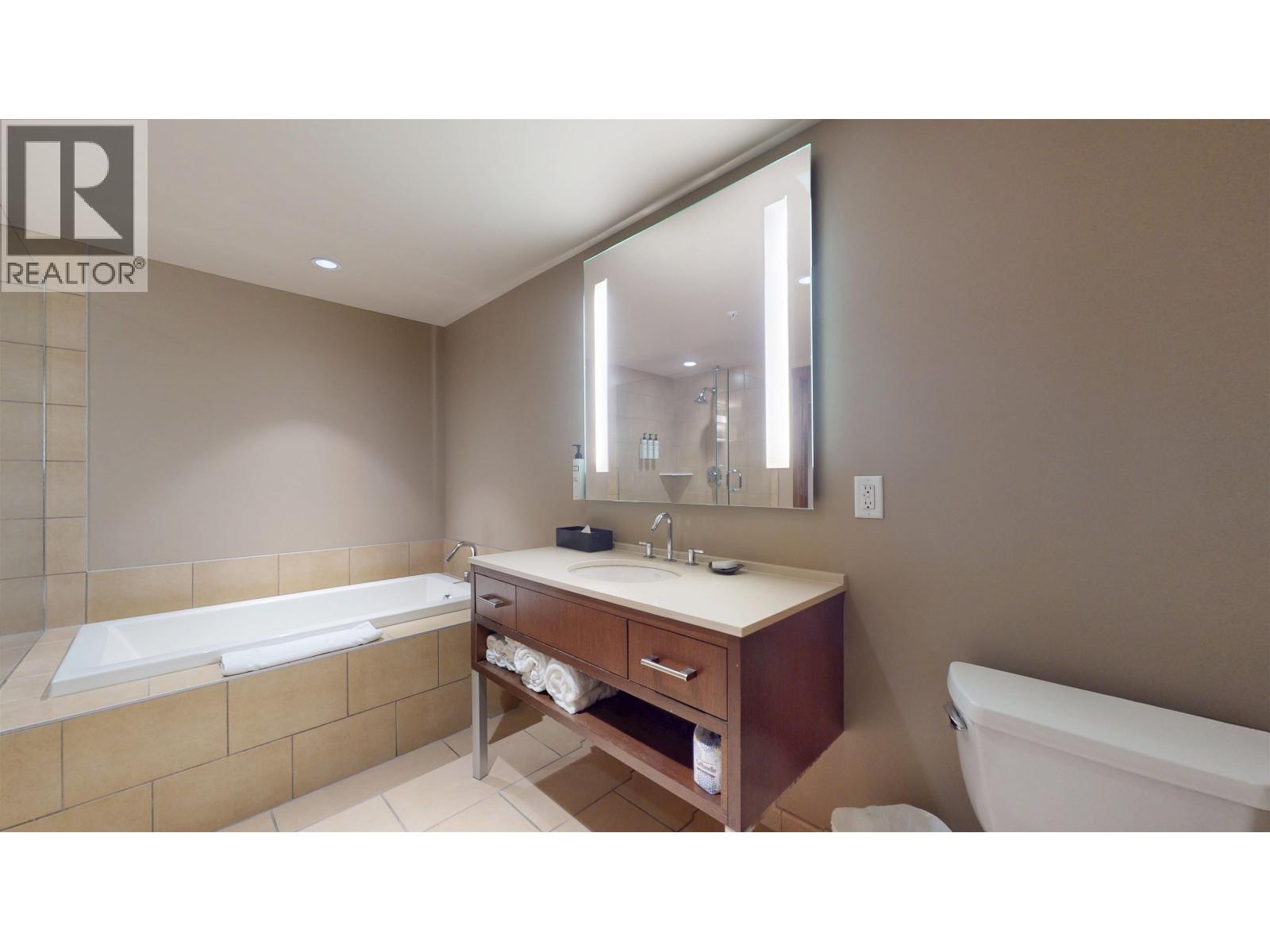 213b 2020 London Lane, Whistler, British Columbia  V8E 0B6 - Photo 13 - R3172127