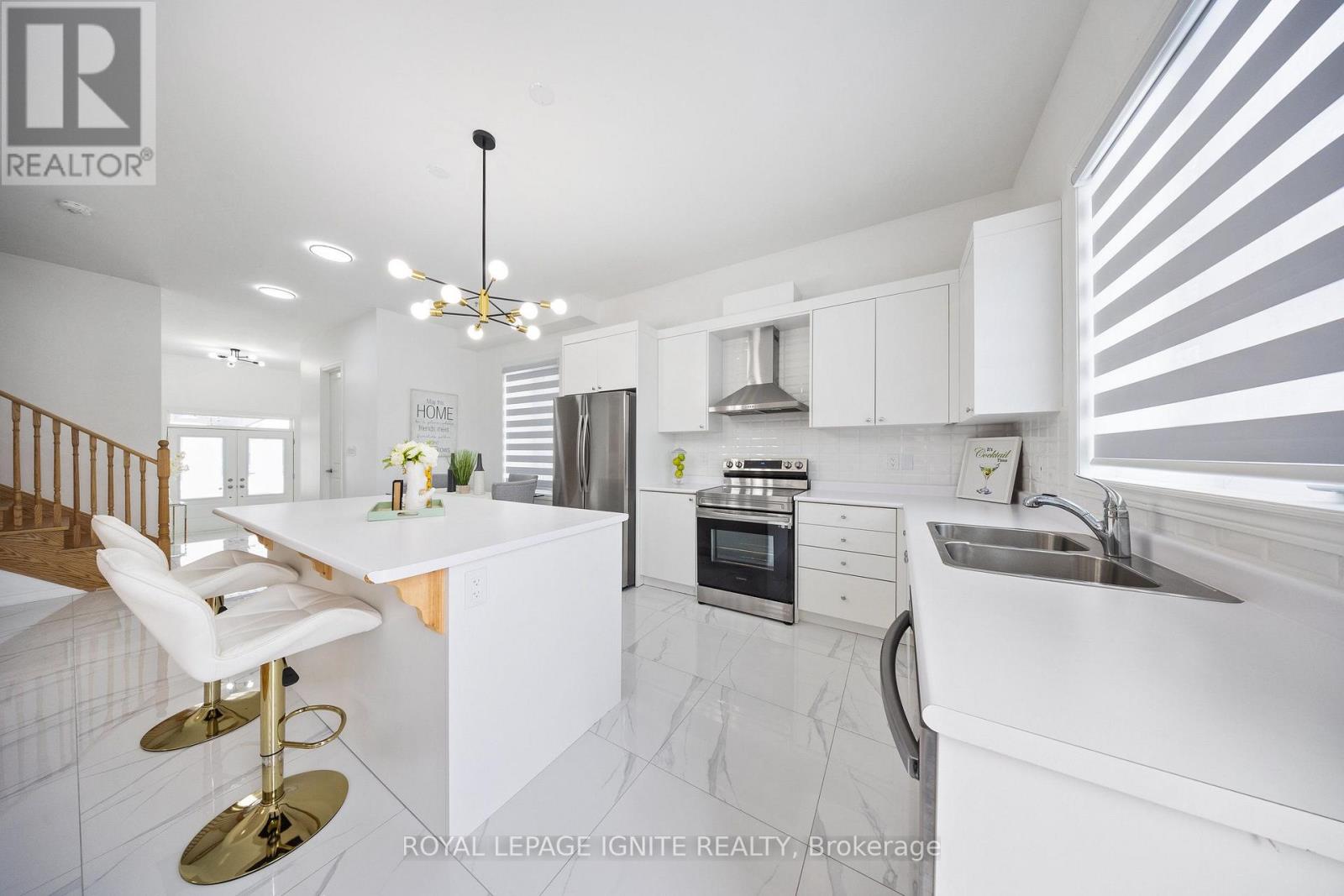 82 Closson Drive, Whitby, Ontario  L1P 0M8 - Photo 15 - E13805720
