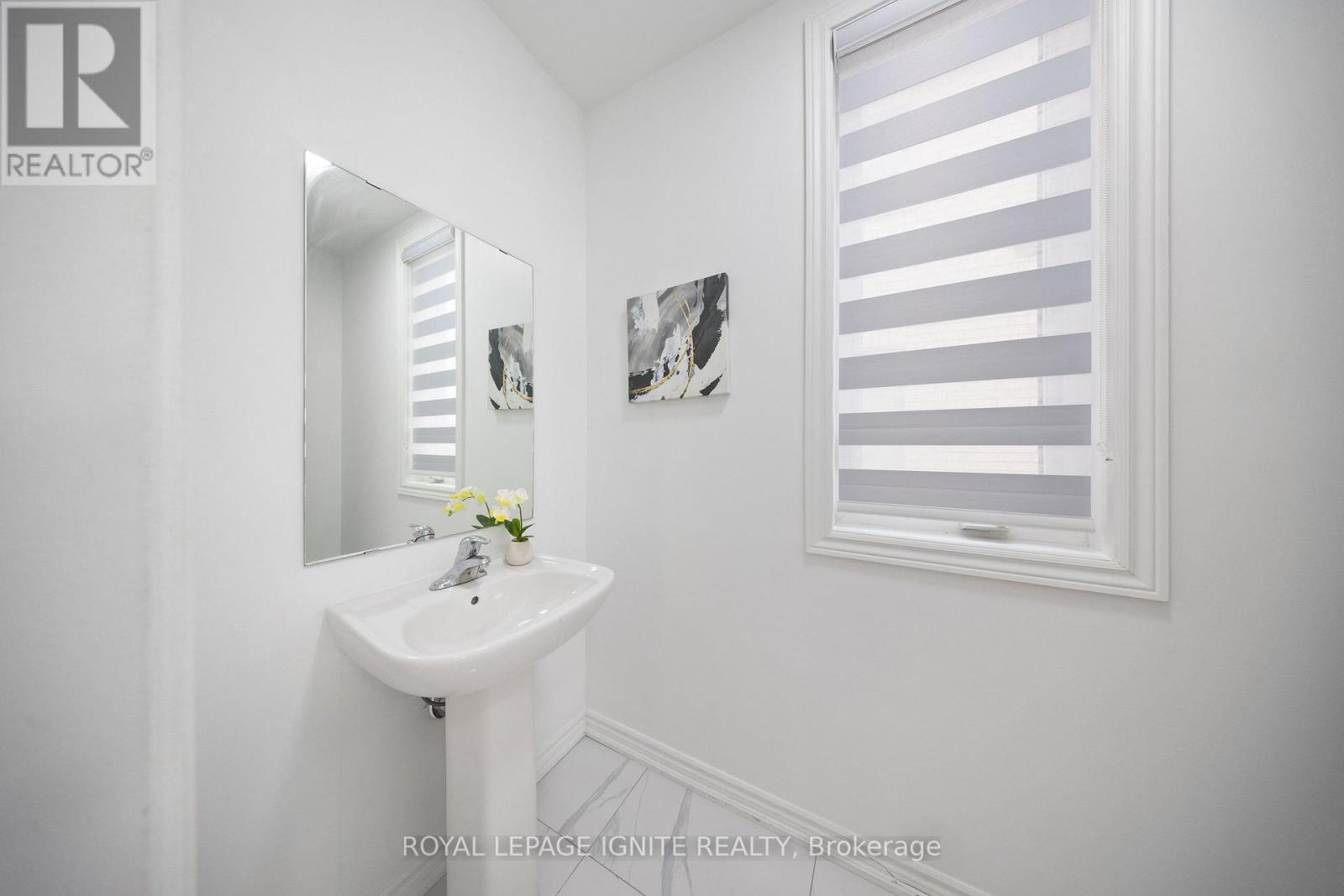 82 Closson Drive, Whitby, Ontario  L1P 0M8 - Photo 11 - E13805720