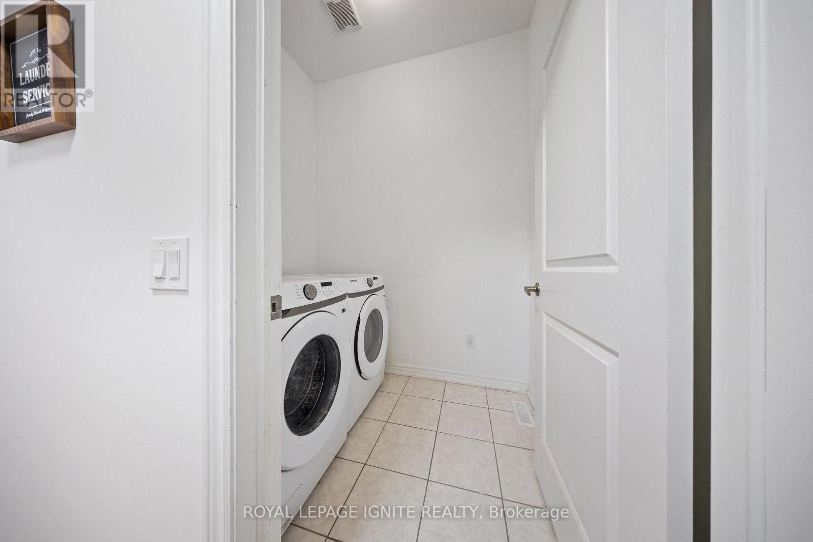 82 Closson Drive, Whitby, Ontario  L1P 0M8 - Photo 18 - E13805720