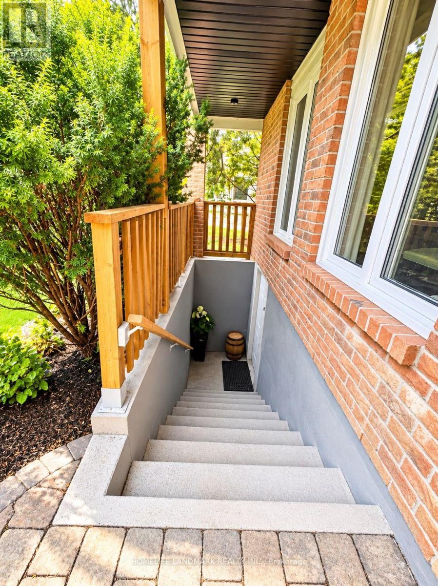 45 Sandusky Crescent, Aurora, Ontario  L4G 3N3 - Photo 21 - N13642460