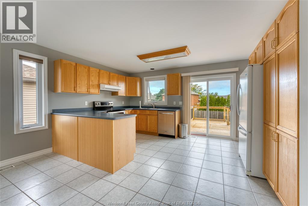 879 Westwood, Lakeshore, Ontario  N8L 1E9 - Photo 14 - 26024247