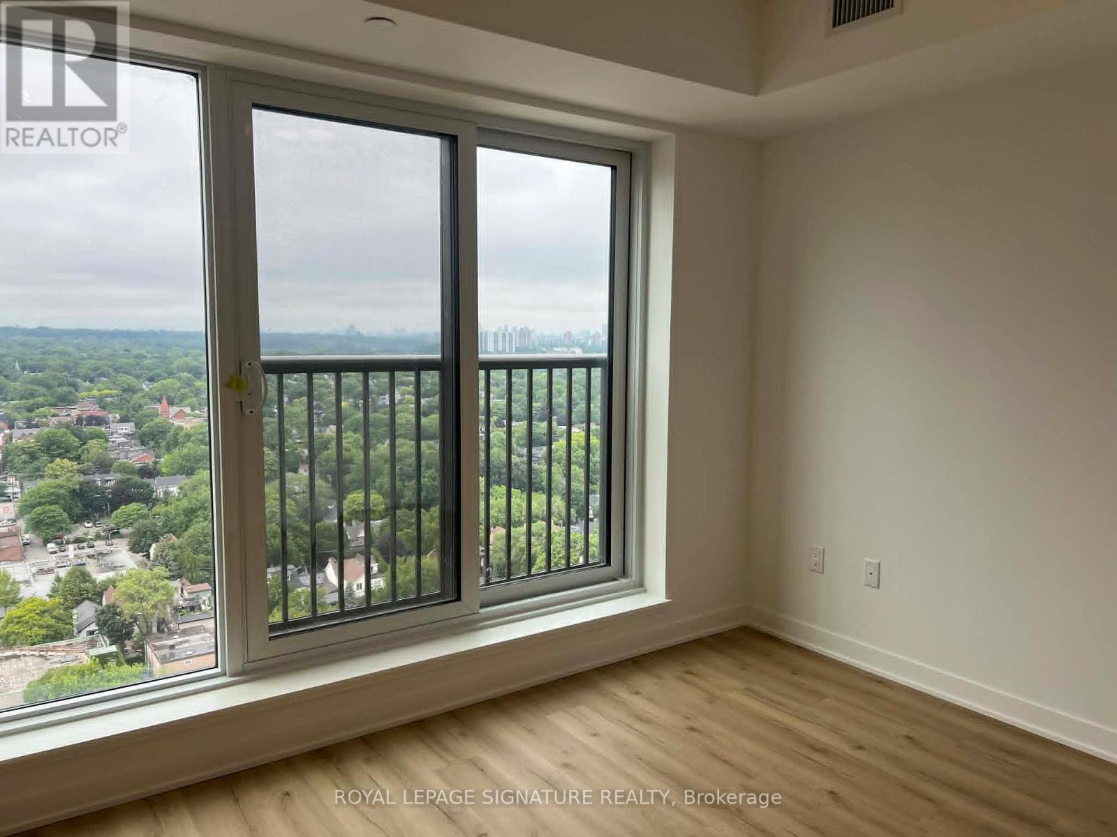 2310 - 10 Oak St Street, Toronto, Ontario  M5A 0Z1 - Photo 2 - C13859886