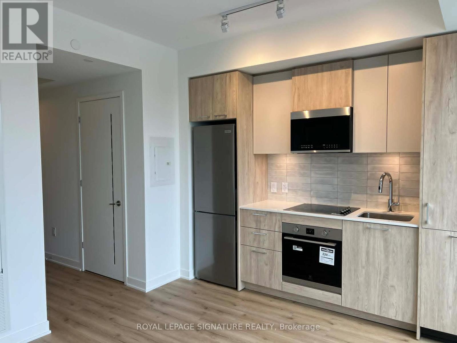 2310 - 10 Oak St Street, Toronto, Ontario  M5A 0Z1 - Photo 4 - C13859886