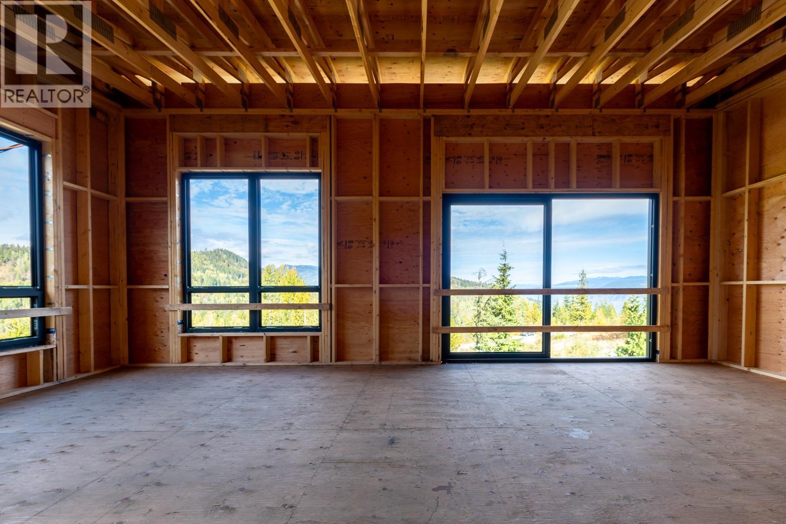305 Richie Road, Rossland, British Columbia  V0G 1Y0 - Photo 46 - 10378316