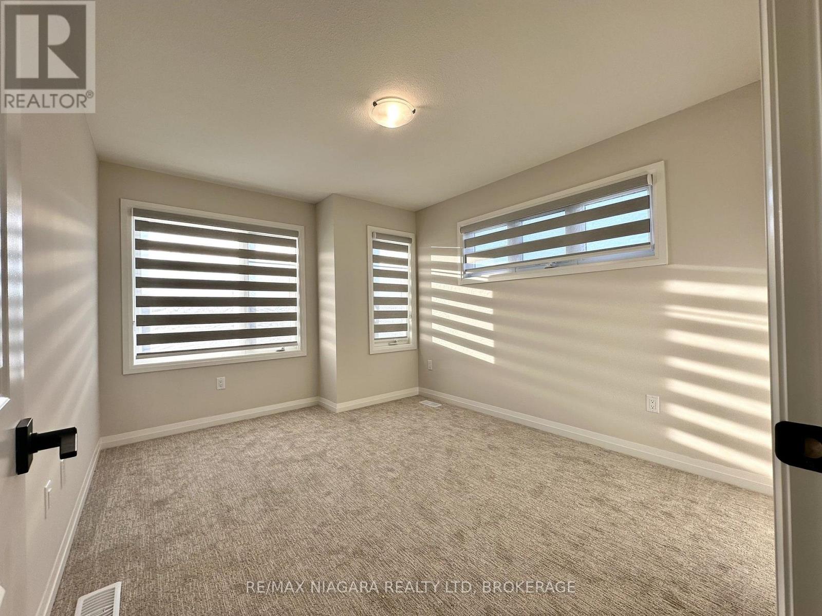 49 Saffron Way, Pelham, Ontario L0S 1E1 - Photo 10 - X13859908