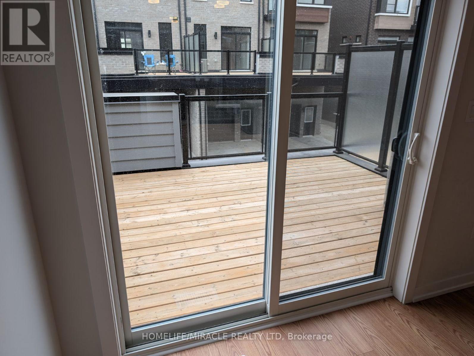 150 Brockley Drive, Toronto, Ontario  M1P 0G3 - Photo 2 - E13859910