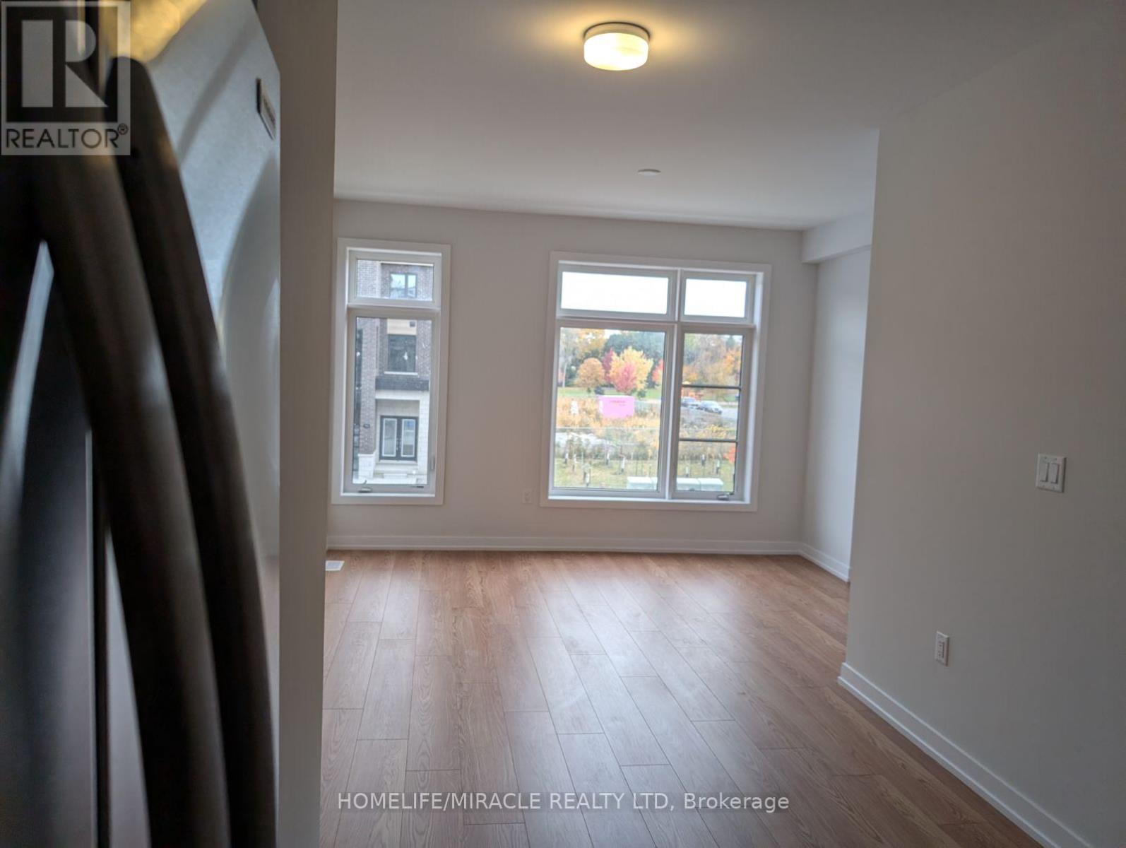 150 Brockley Drive, Toronto, Ontario  M1P 0G3 - Photo 5 - E13859910
