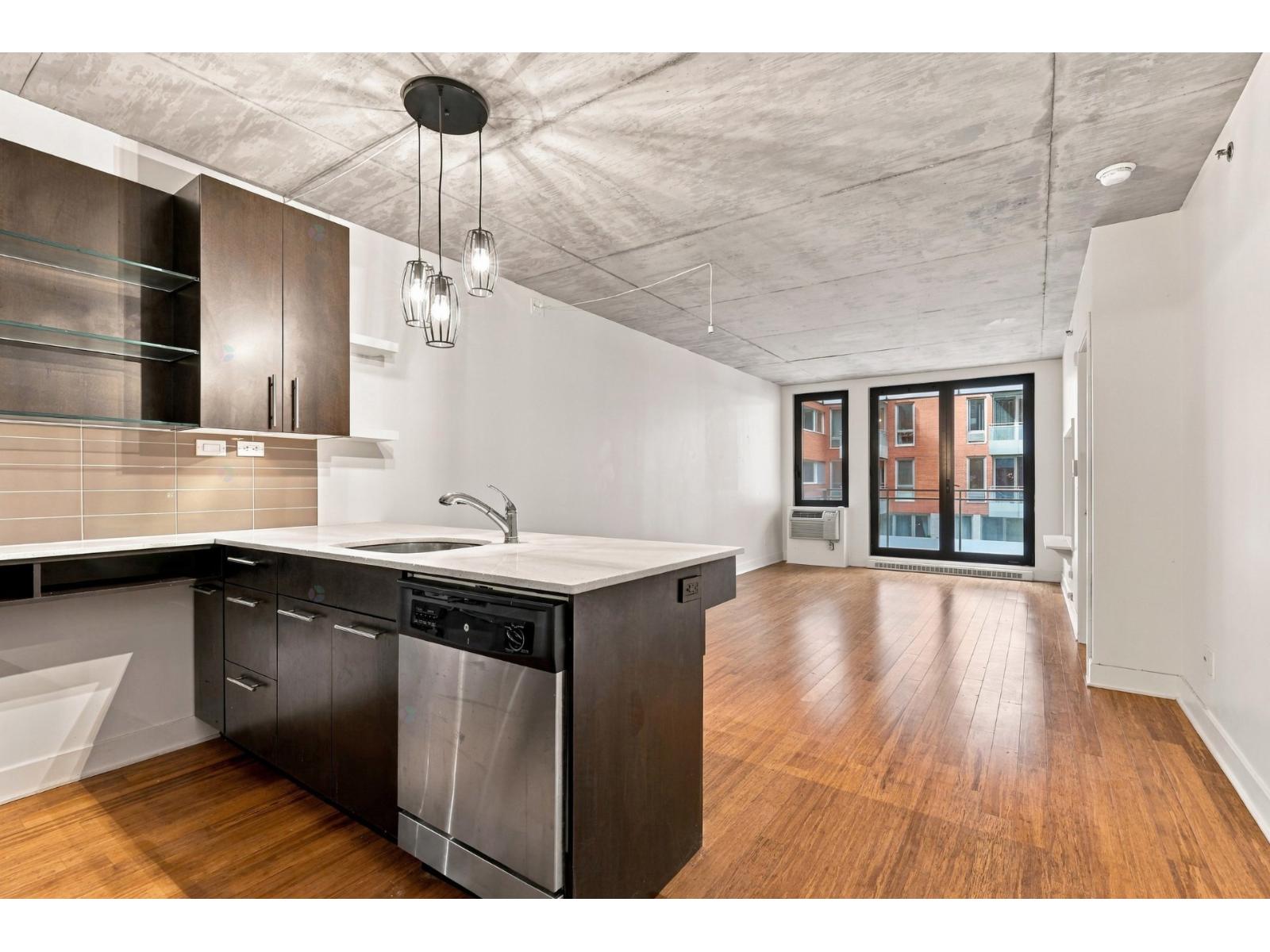 950 Rue Notre-Dame O.|#244 Montréal (Le Sud-Ouest) Quebec Canada H3C0K3 2