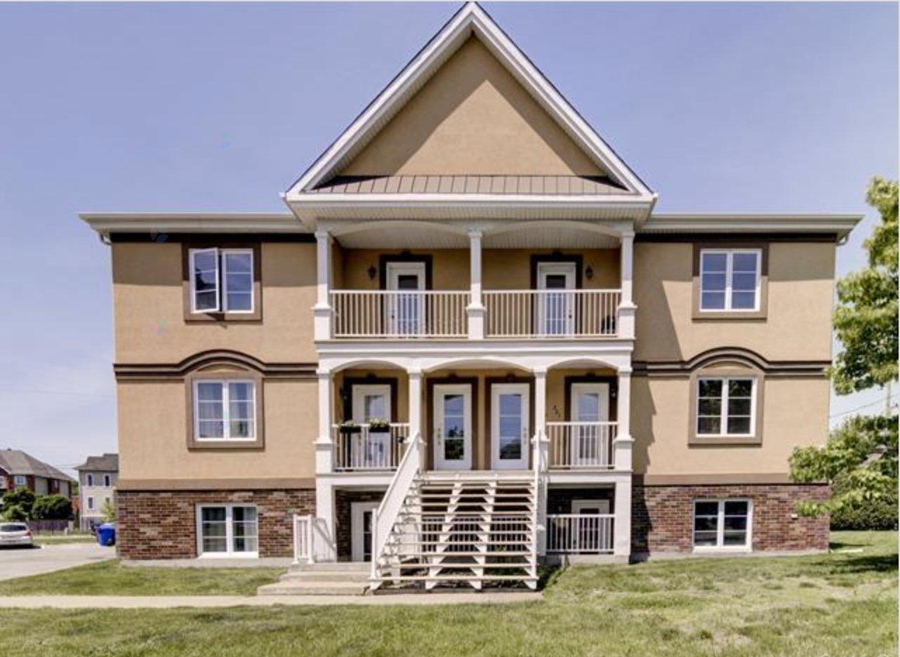 323 Place Corbeil Mascouche Quebec Canada J7K0A9 1