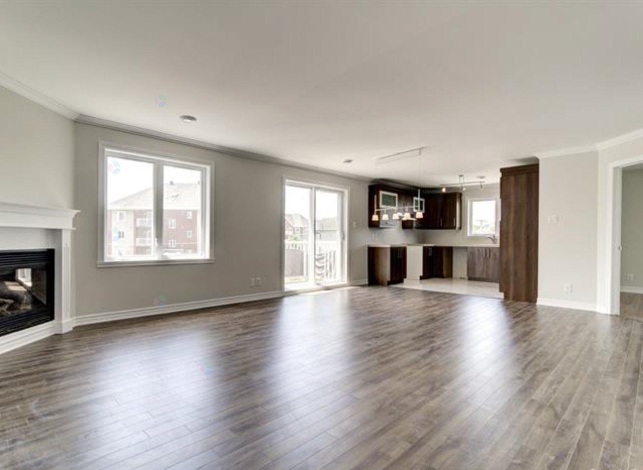 323 Place Corbeil Mascouche Quebec Canada J7K0A9 2