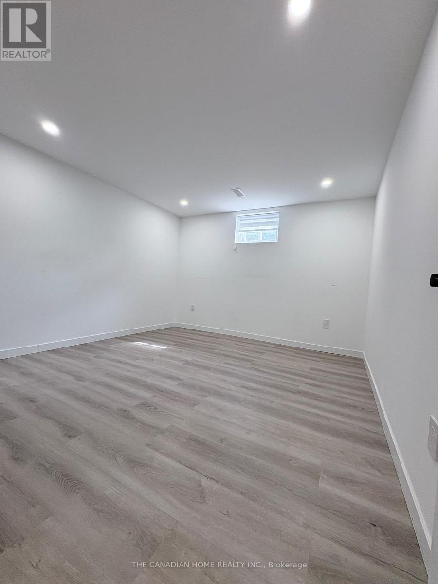 2 - 63 Champlain Avenue, Hamilton, Ontario  L8G 2H5 - Photo 6 - X13859898