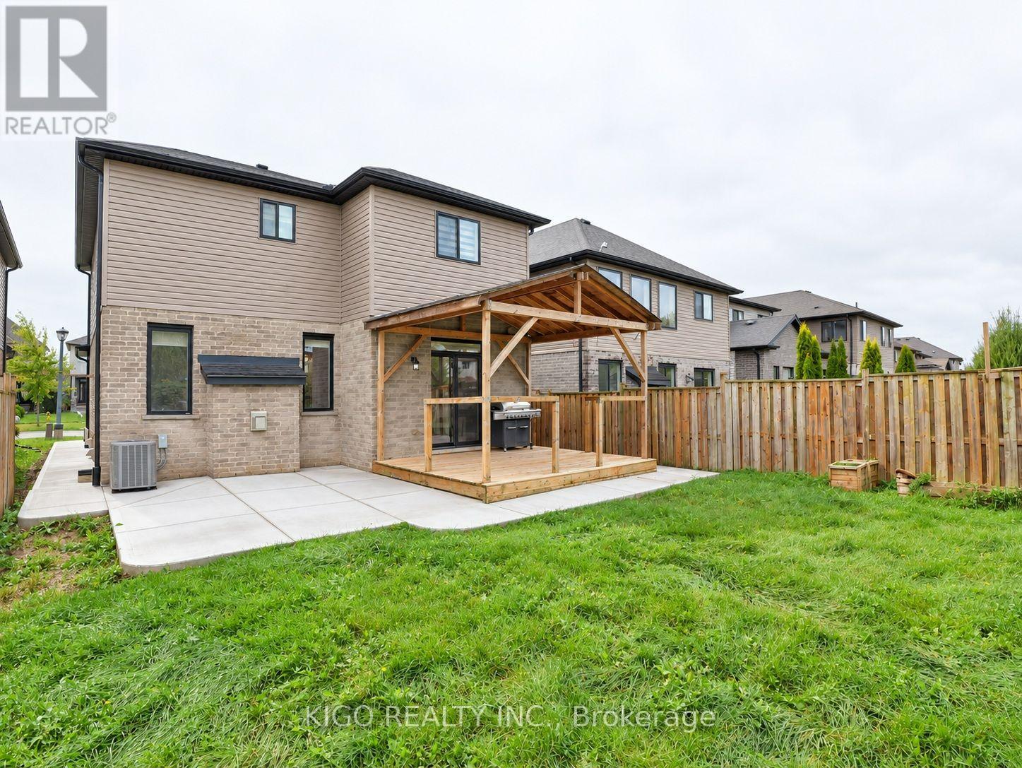 1121 Medway Park Drive, London North, Ontario  N6G 0G1 - Photo 6 - X13850622