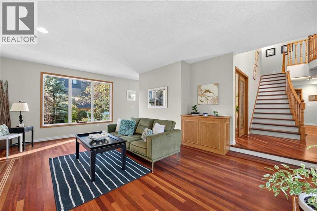 129 Shawnee Court Sw, Calgary, Alberta  T2Y 1V8 - Photo 6 - A2348834