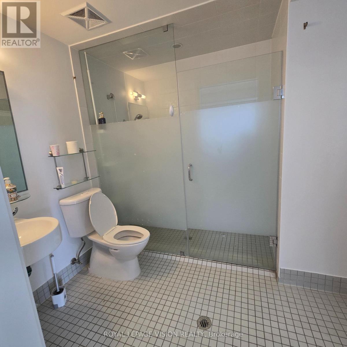 2207 - 181 Wynford Drive, Toronto, Ontario  M3C 0C6 - Photo 18 - C13859938