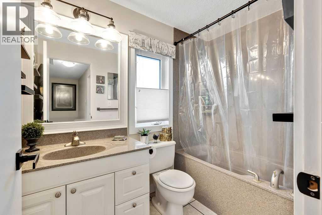 10411 Maplecreek Drive SE, Calgary, Alberta  T2J 1T9 - Photo 32 - A2348516