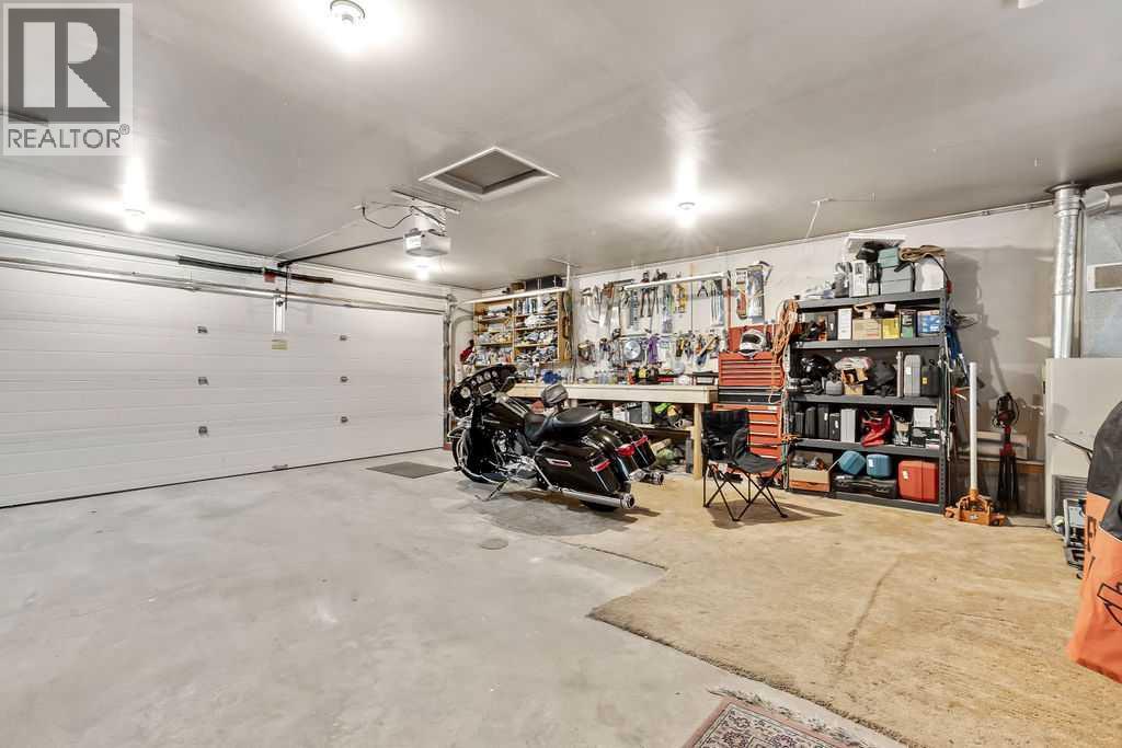 10411 Maplecreek Drive SE, Calgary, Alberta  T2J 1T9 - Photo 39 - A2348516