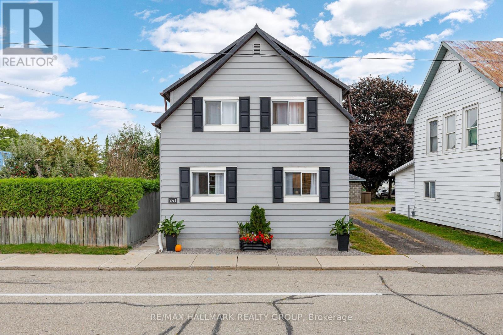 241 LEWIS STREET E, edwardsburgh/cardinal, Ontario