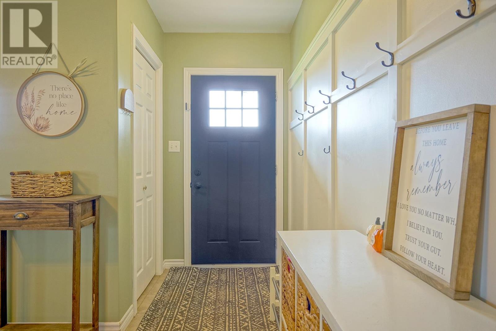 23 Heatherway Drive, Cornwall, Prince Edward Island  C0A 1H0 - Photo 3 - 202625057