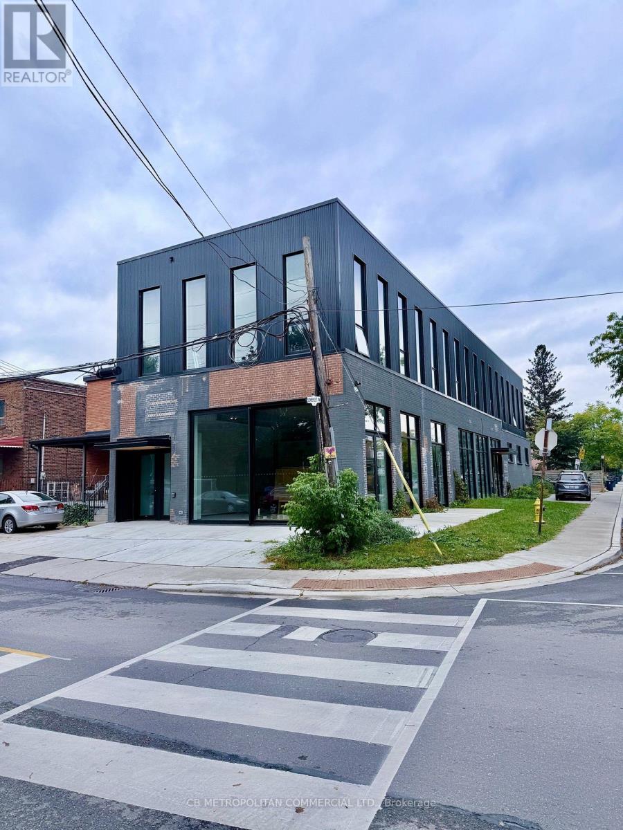 22 GEARY AVENUE, Toronto, Ontario