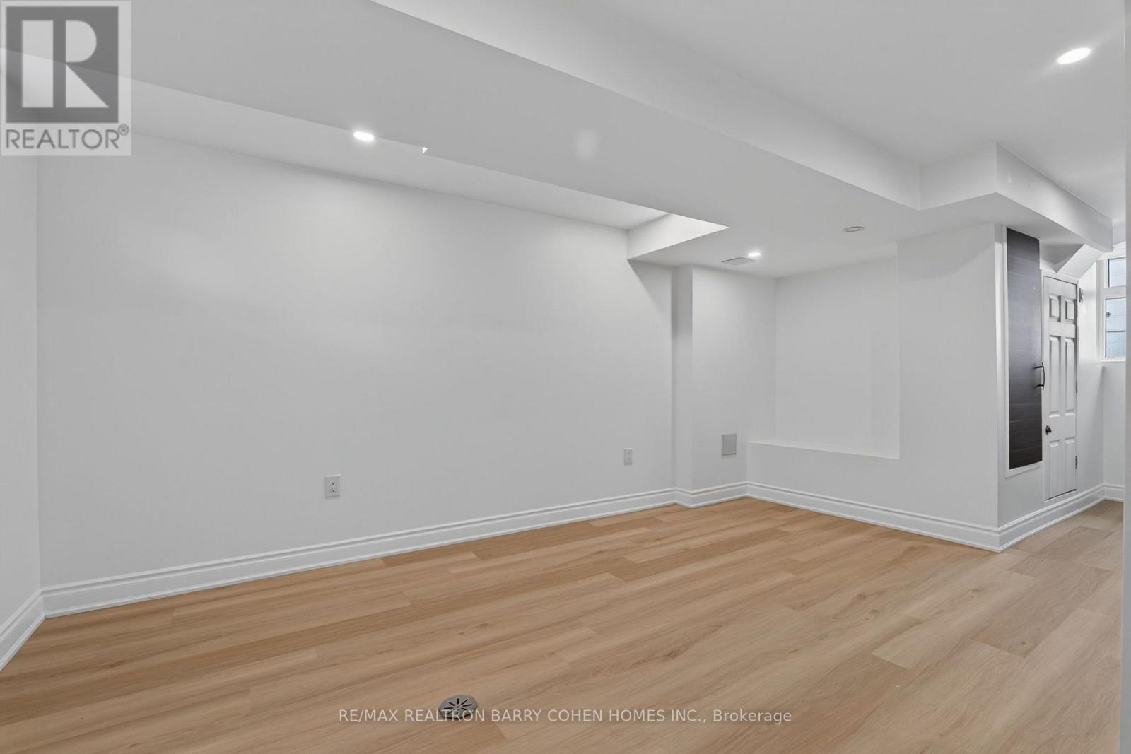 Lower - 371 Howland Avenue, Toronto, Ontario  M5R 3C1 - Photo 4 - C13859990