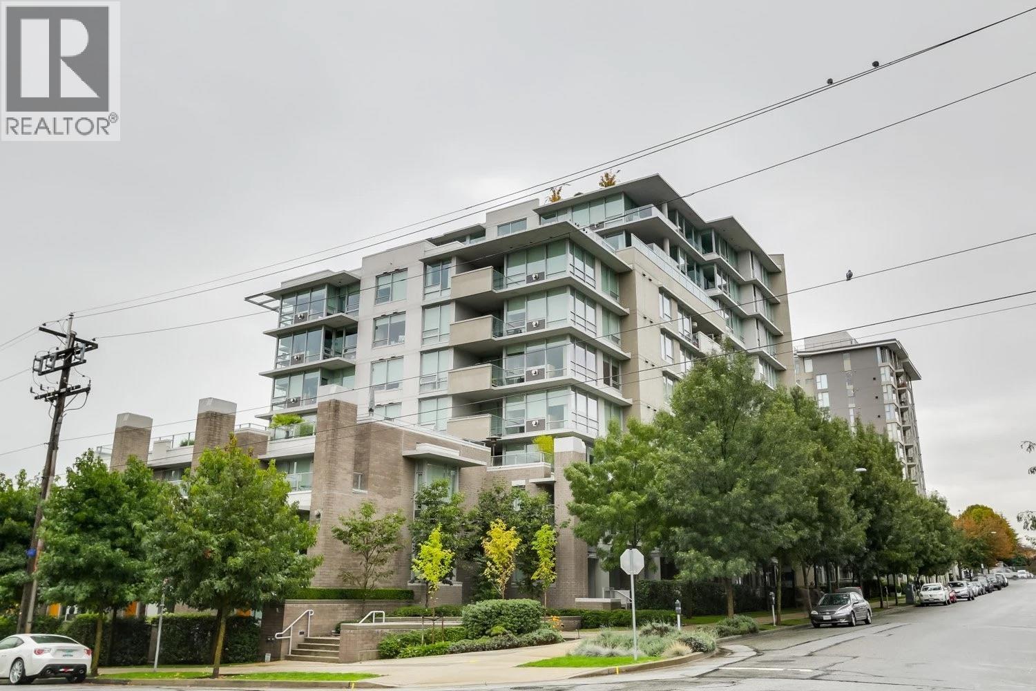 504 1675 W 8 AVENUE, Vancouver, British Columbia