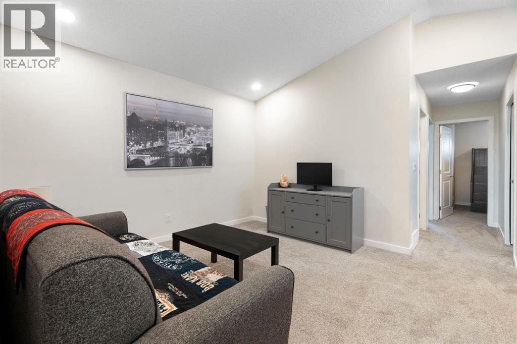 1022 Mahogany Boulevard SE, Calgary, Alberta  T3M 2W3 - Photo 21 - A2346401