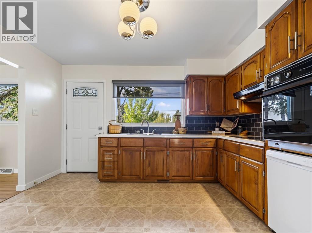 193 Fairview Drive SE, Calgary, Alberta  T2H 1B4 - Photo 22 - A2349715