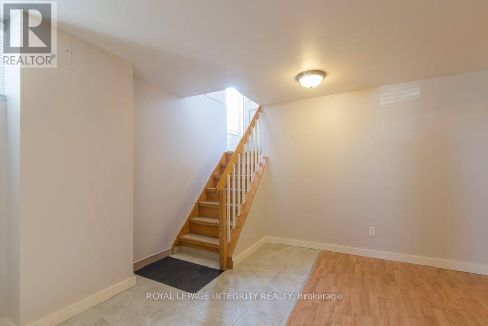 B - 892 Baseline Road, Ottawa, Ontario  K2C 0A4 - Photo 3 - X13860006
