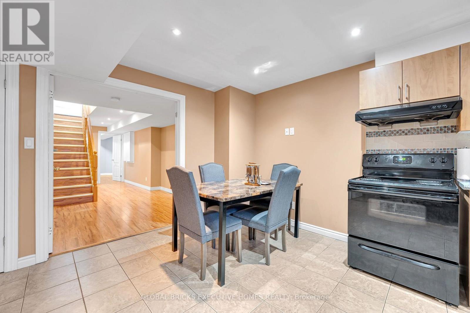 1534 Scenic Lane Drive, Pickering, Ontario  L1X 0B4 - Photo 37 - E13860008