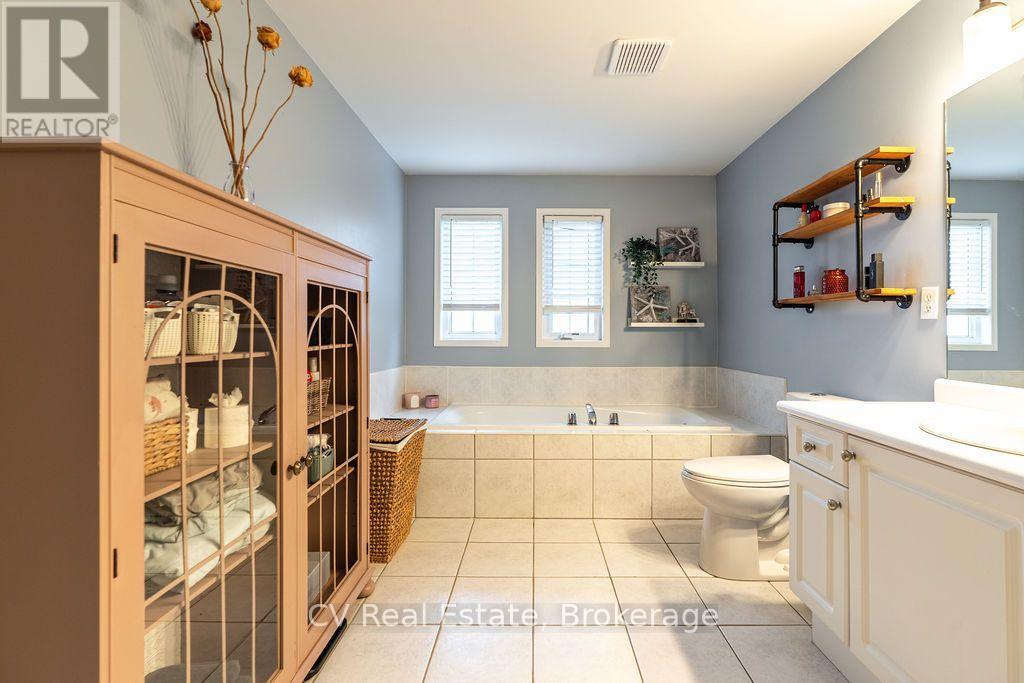 1117 Muriel Street, Innisfil, Ontario  L9S 4W5 - Photo 30 - N13856274