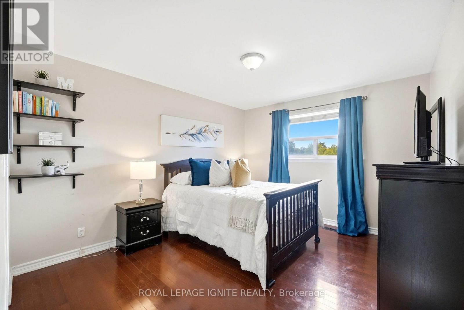 4 Buttercup Court, Toronto, Ontario  M9L 2M9 - Photo 12 - W13859892