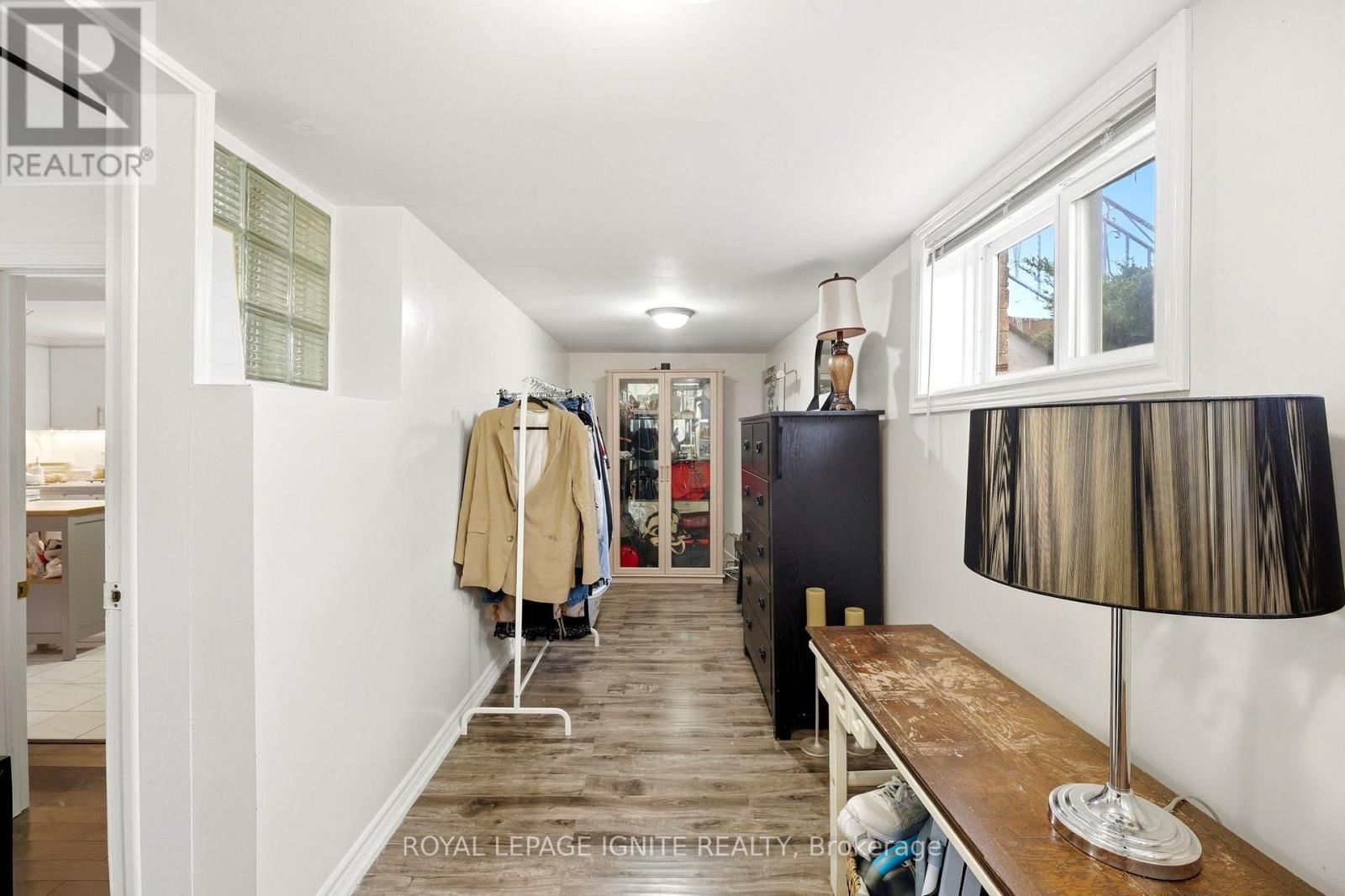 4 Buttercup Court, Toronto, Ontario  M9L 2M9 - Photo 32 - W13859892