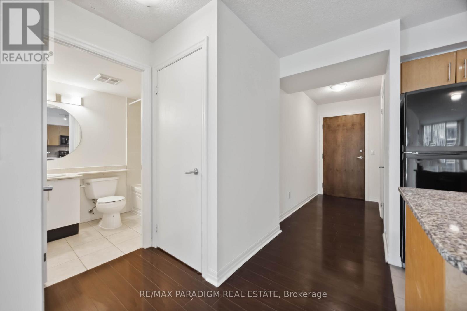 1713 - 16 Yonge Street, Toronto, Ontario  M5E 2A1 - Photo 6 - C13860026