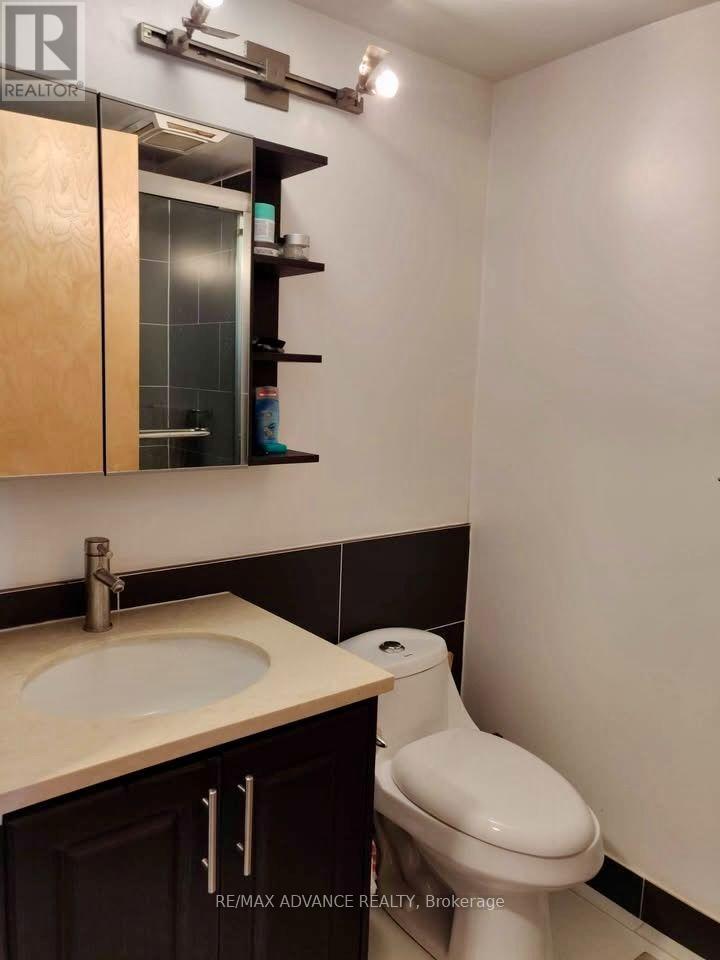 611 - 255 Richmond Street E, Toronto, Ontario  M5A 4T7 - Photo 11 - C13860040