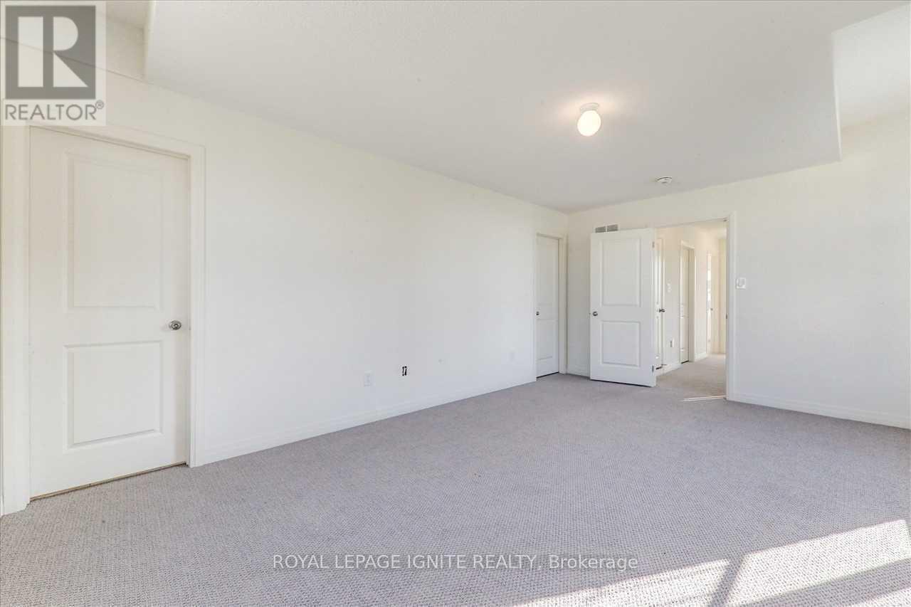 46 King George Way, Clarington, Ontario  L1C 7E5 - Photo 12 - E13860050
