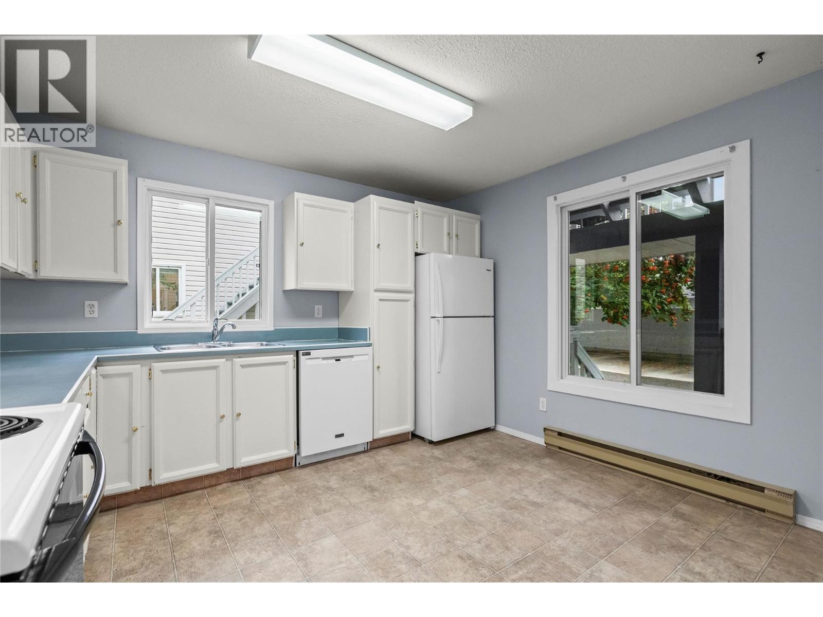 3000 Richter Street Unit# 6, Kelowna, British Columbia  V1Y 8M5 - Photo 5 - 10402303