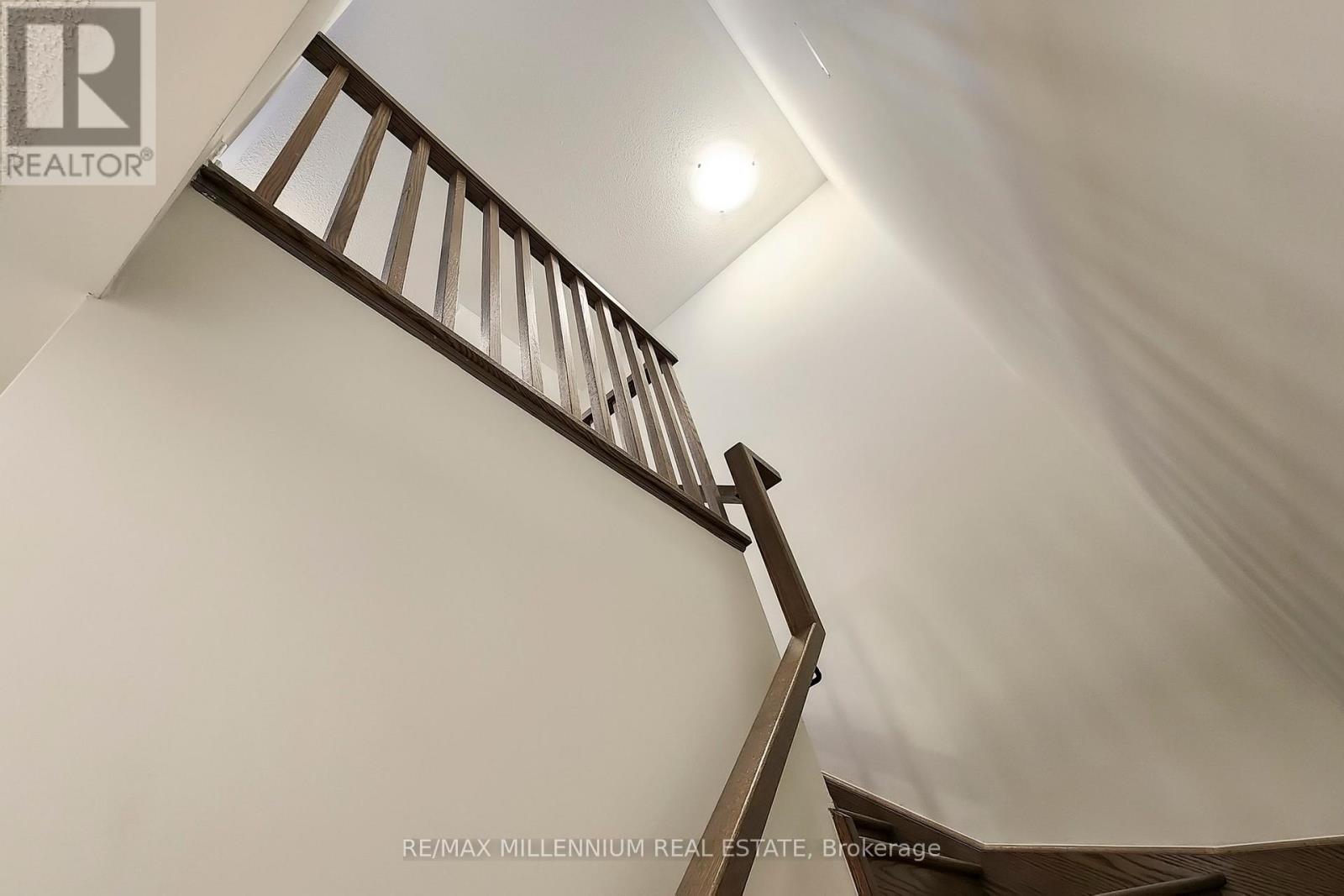 Th 350 - 100 Honeycrisp Crescent, Vaughan, Ontario  L4K 0N7 - Photo 21 - N13860042