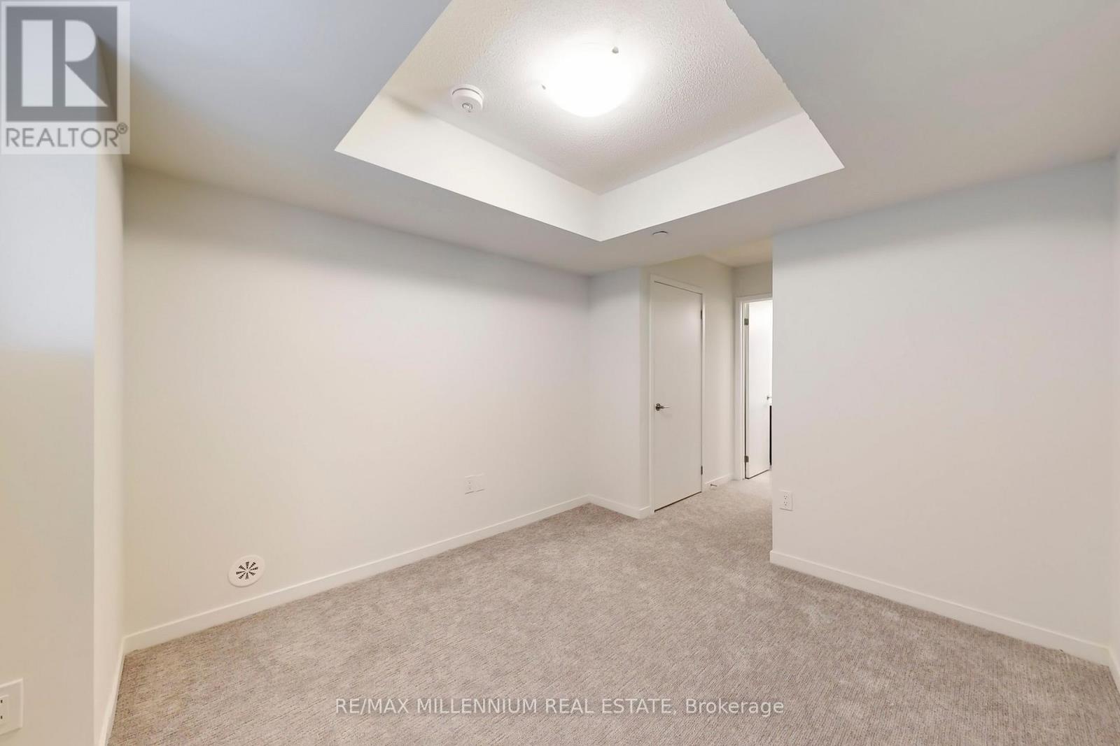 Th 350 - 100 Honeycrisp Crescent, Vaughan, Ontario  L4K 0N7 - Photo 25 - N13860042
