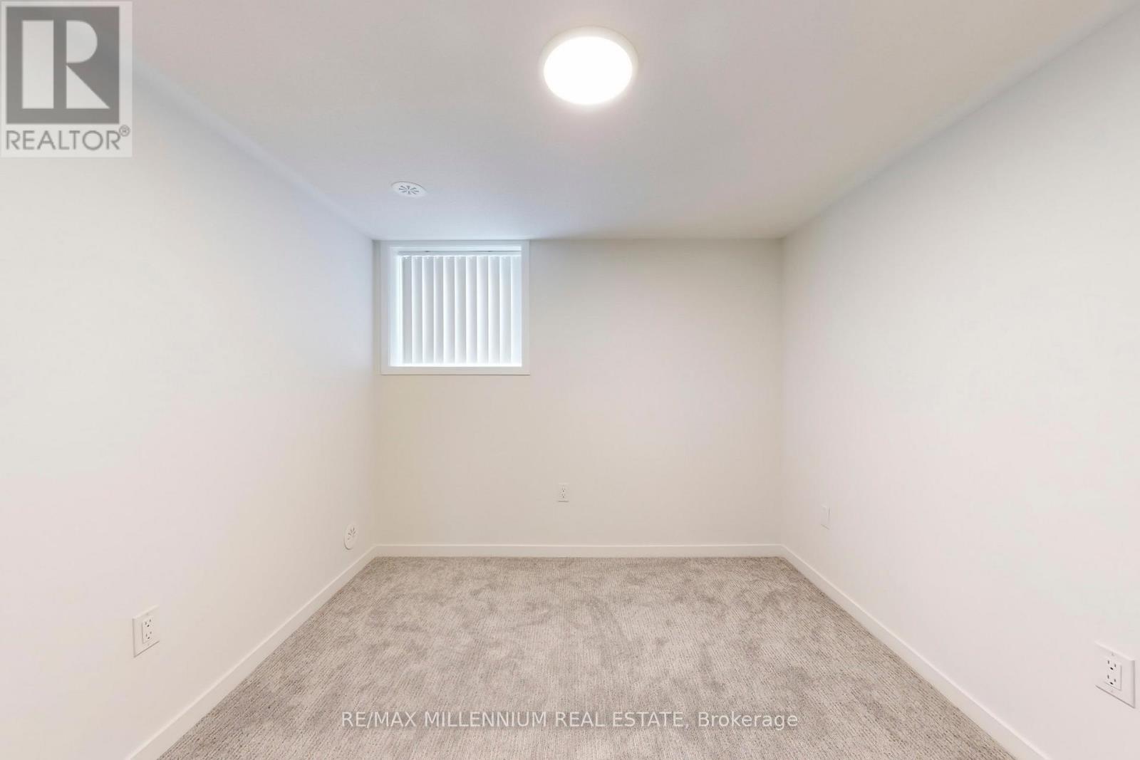 Th 350 - 100 Honeycrisp Crescent, Vaughan, Ontario  L4K 0N7 - Photo 29 - N13860042