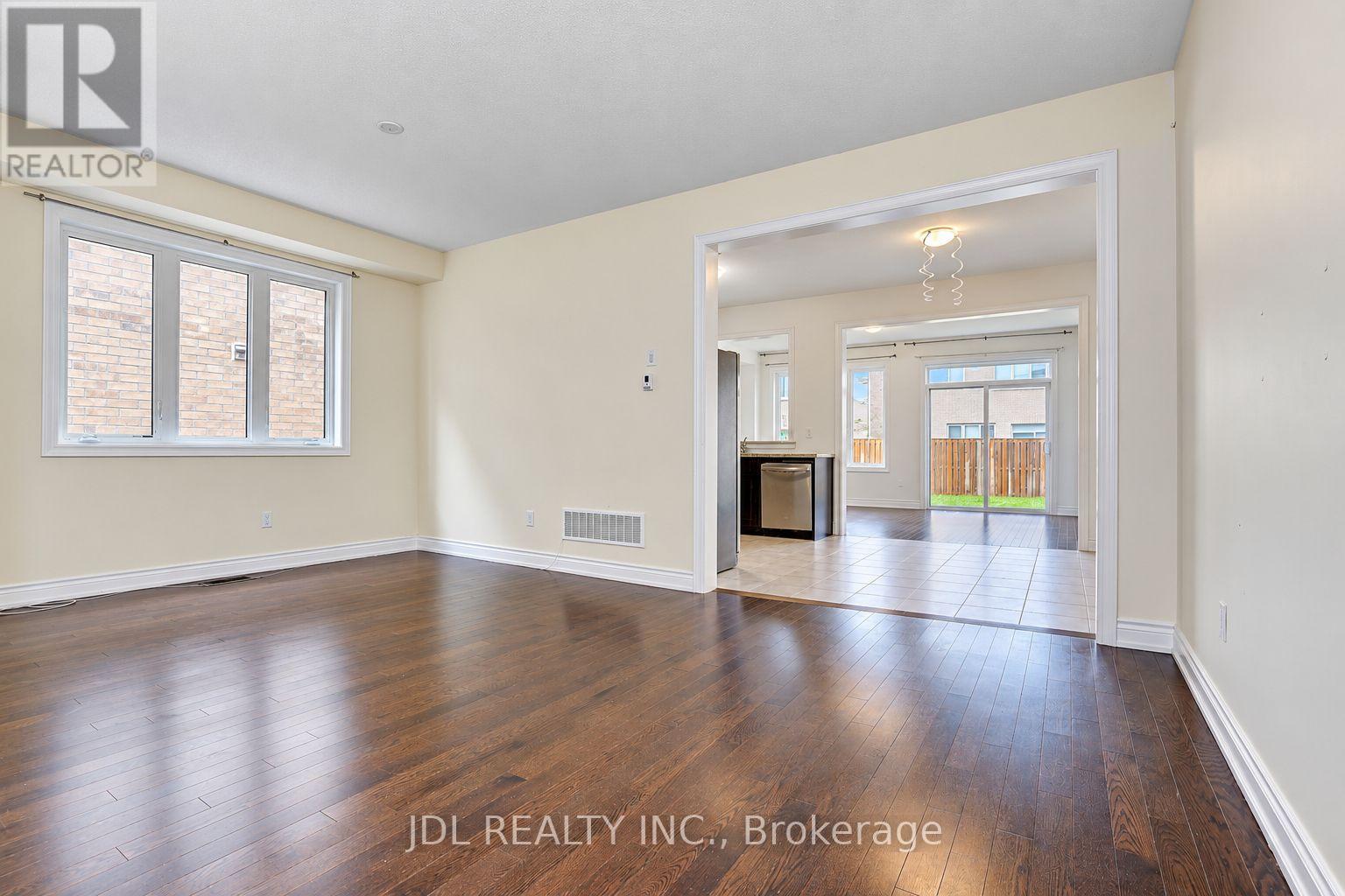 54 Mohandas Drive, Markham, Ontario  L3S 0E5 - Photo 14 - N13860048
