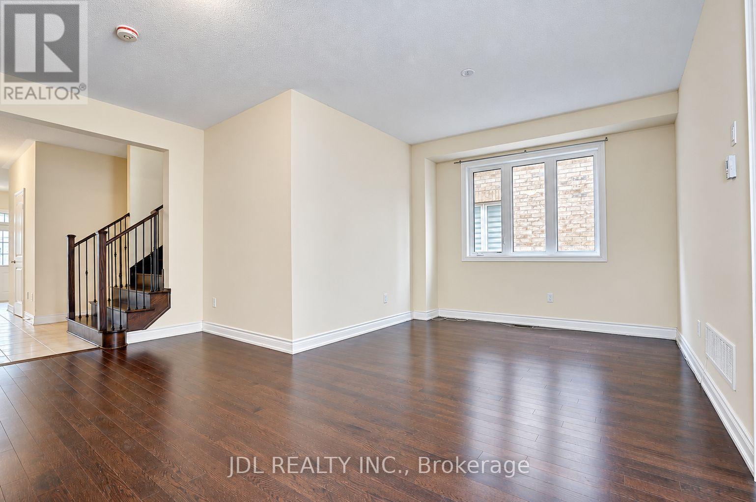 54 Mohandas Drive, Markham, Ontario  L3S 0E5 - Photo 17 - N13860048
