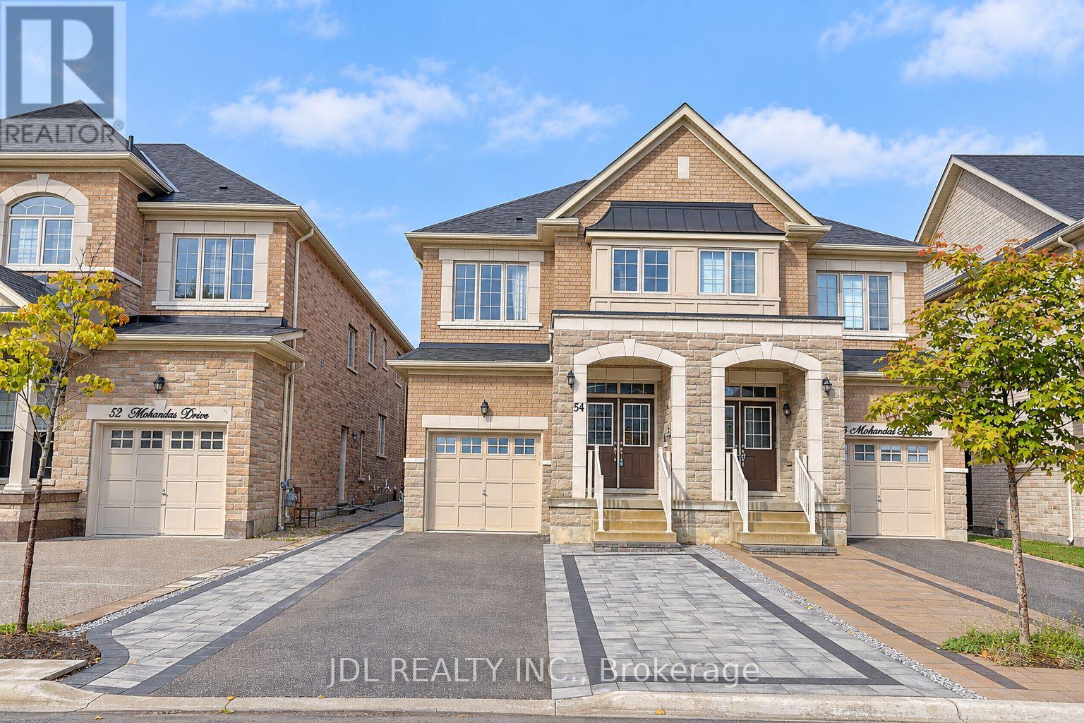 54 Mohandas Drive, Markham, Ontario  L3S 0E5 - Photo 2 - N13860048