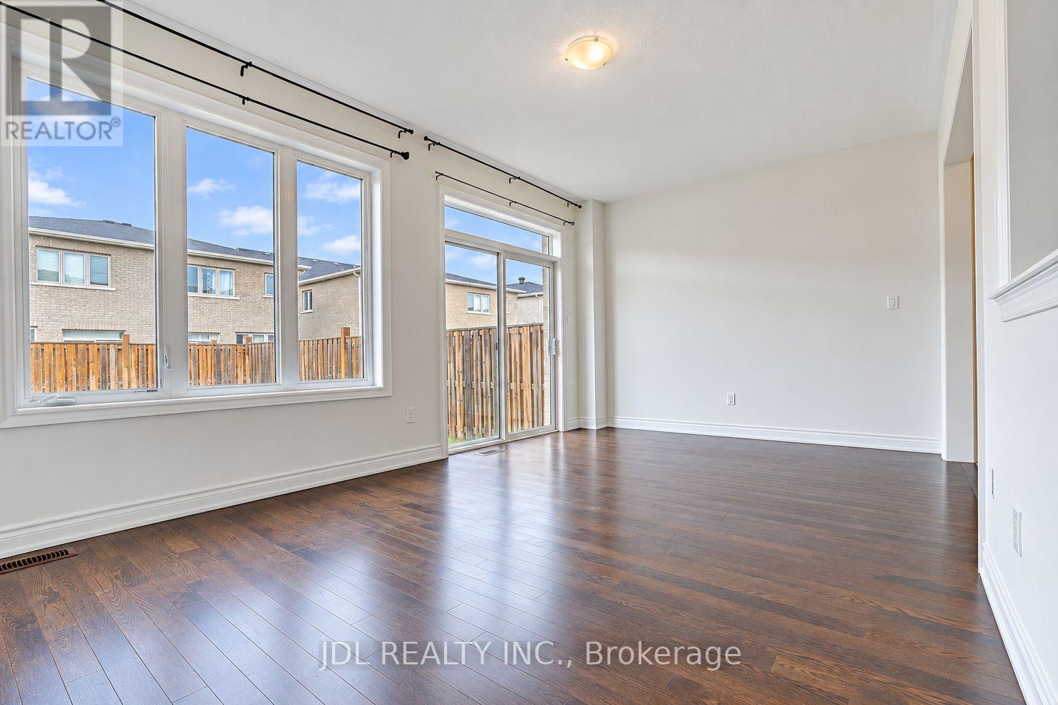 54 Mohandas Drive, Markham, Ontario  L3S 0E5 - Photo 28 - N13860048