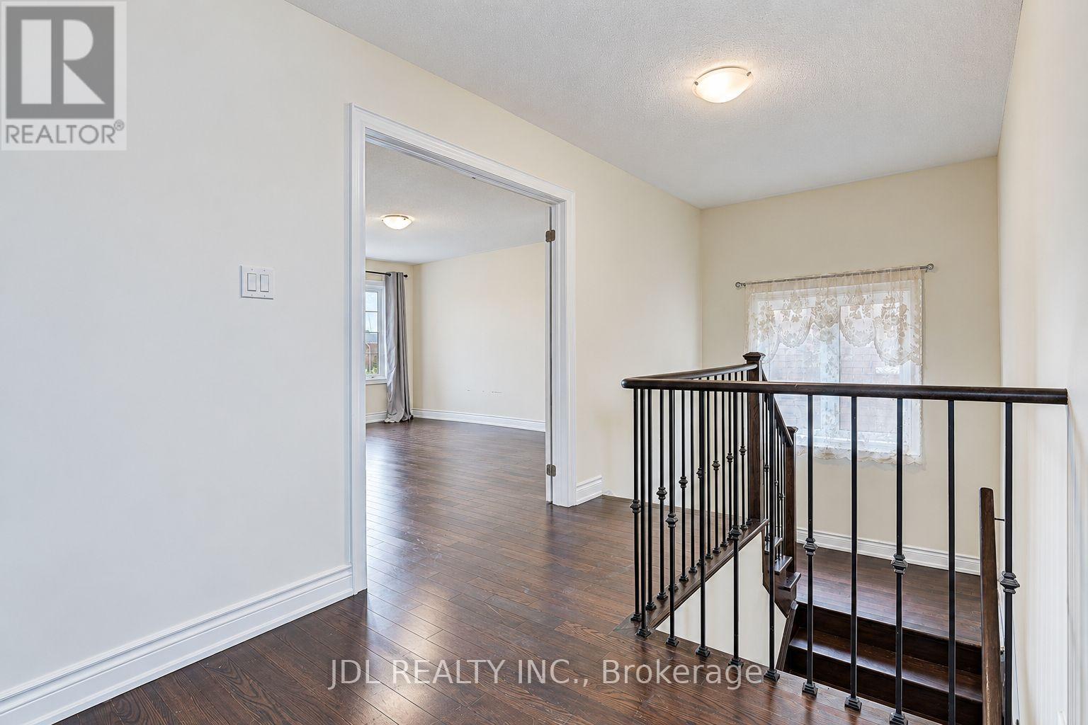 54 Mohandas Drive, Markham, Ontario  L3S 0E5 - Photo 31 - N13860048